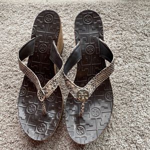 Tory Burch cork wedge flip flops sandals size 8